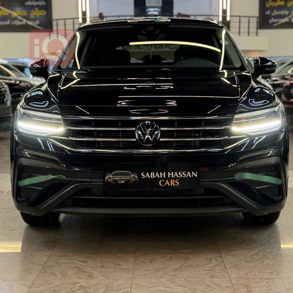 https://cdn.iqcars.ioc1b62a16-a81d-4f53-b26b-bdc47da9e658_1.jpg